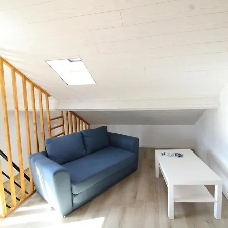 Maison Renovee Avec Grand Jardin, Activites Nautiques Et Randonnees A Proximite - Fr-1-742-526 Champagnac (Auvergne)